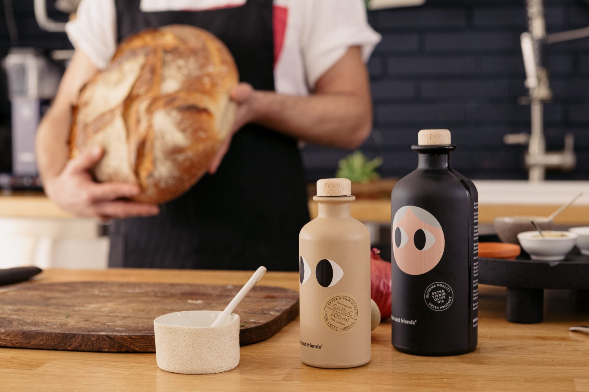 Yiayia and Friends Extra Virgin Olive Oil - Garlic